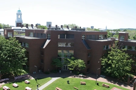 Trường Đại học Harvard tuyển sinh