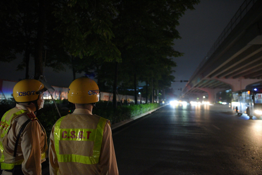 Lực lượng CSGT số 6 tuần tra, kiểm soát phương tiện có dấu hiệu vi phạm.