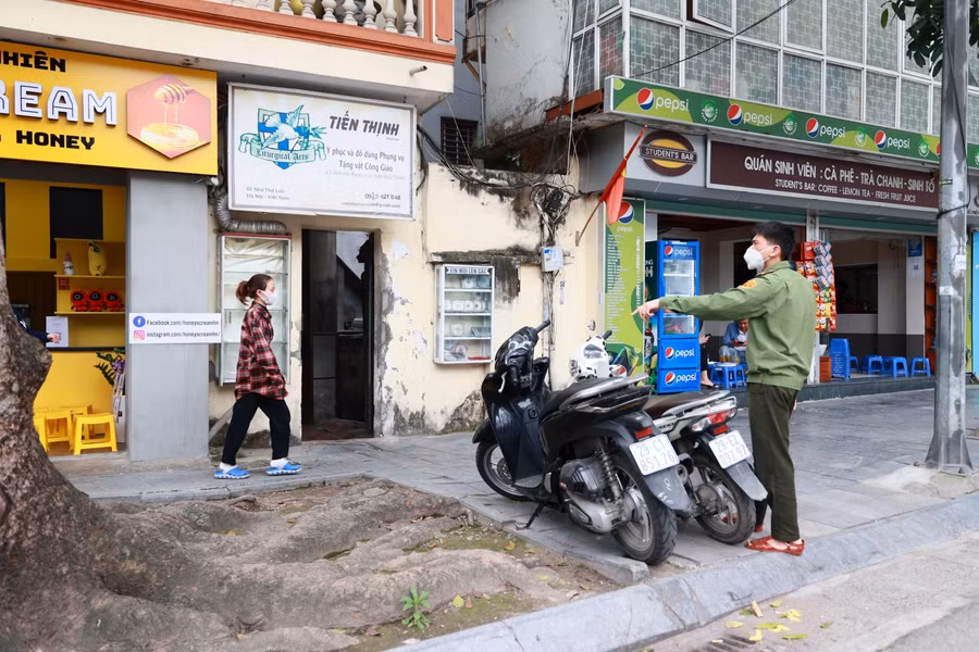 Với TP Hà Nội, dự kiến ngày mai (15/3), thành phố sẽ mở cửa du lịch đón khách quốc tế trở lại.