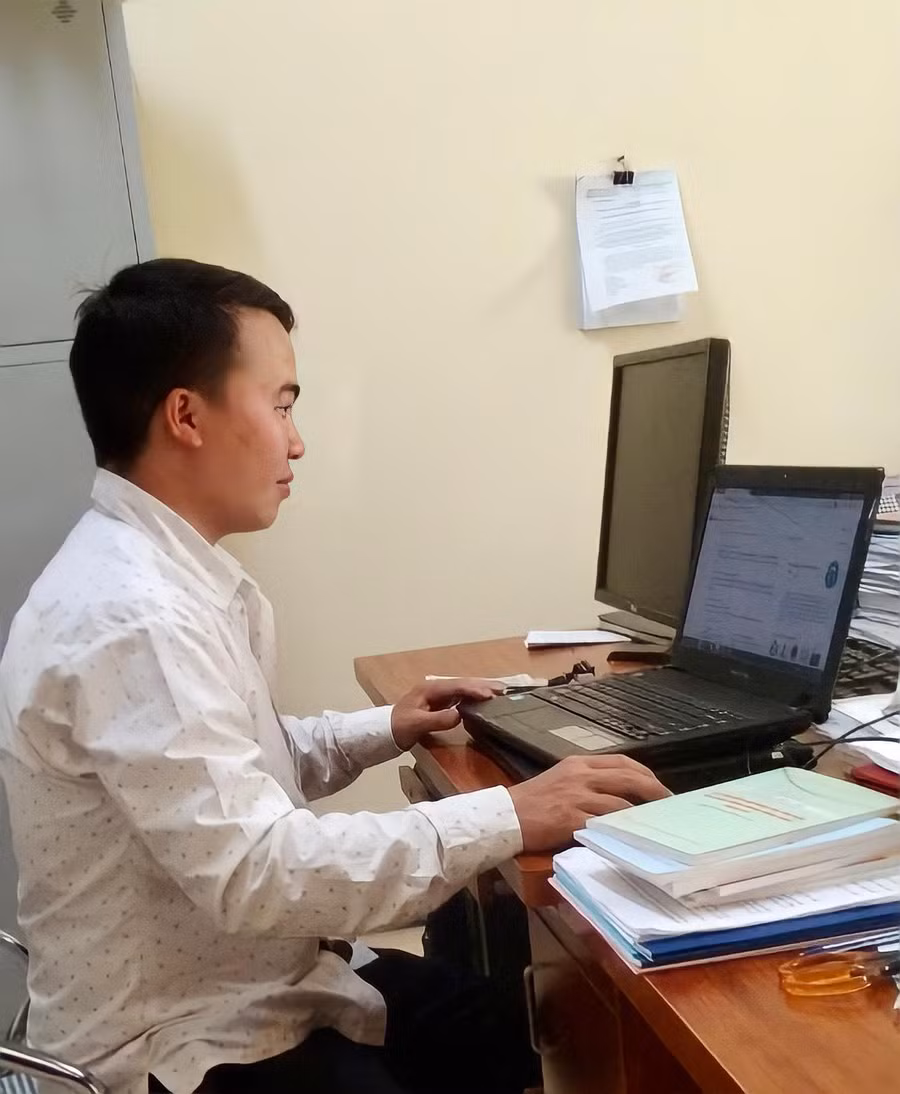 Anh Thào với những giờ học trực tuyến…