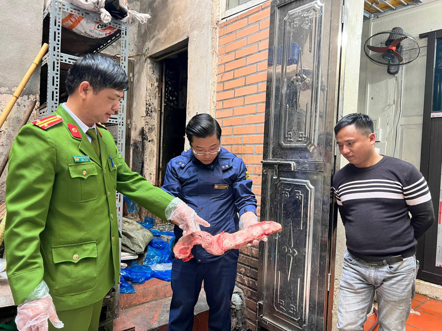 Toàn bộ lô hàng có dấu hiệu bị hư hỏng.