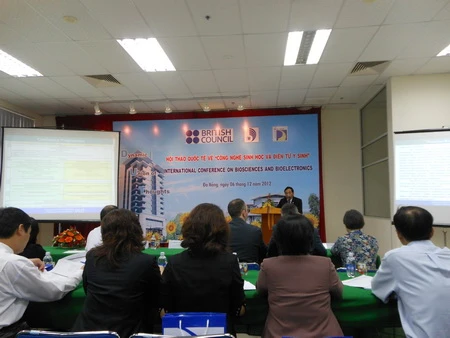 Hội nghị quốc tế về Công nghệ sinh học và Điện tử Y sinh ICBSBE 2012