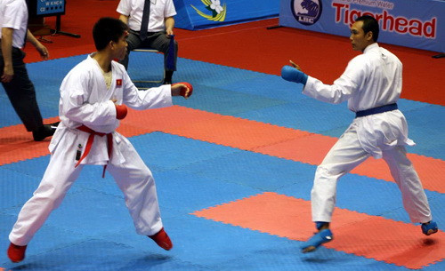 Tuy có mặt ở 4 trận chung kết, nhưng các VĐV karatedo chỉ có được 1 HCV và 3 HCB Tuy có mặt ở 4 trận chung kết, nhưng các VĐV karatedo chỉ có được 1 HCV và 3 HCB
