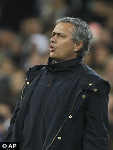 HLV Mourinho cũng được gã nhà giàu nước Pháp đưa vào tầm ngắm HLV Mourinho cũng được gã nhà giàu nước Pháp đưa vào tầm ngắm