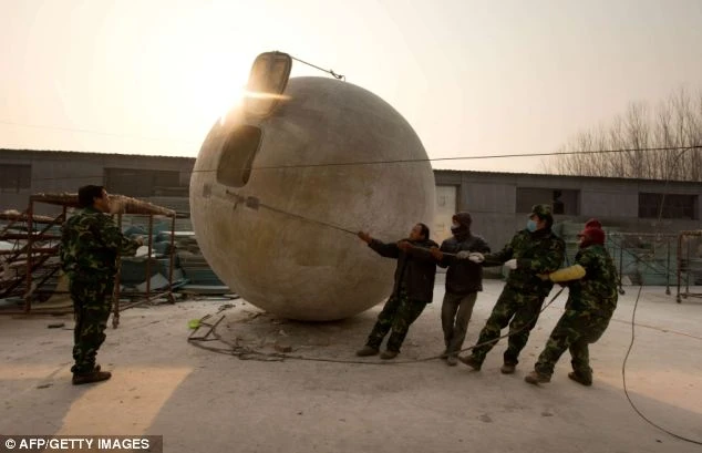 Nông dân Trung Quốc tìm cách sống sót sau &quot;ngày tận thế&quot;