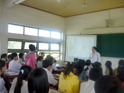 Học sinh hiểu gì về "Điện Biên Phủ trên không"