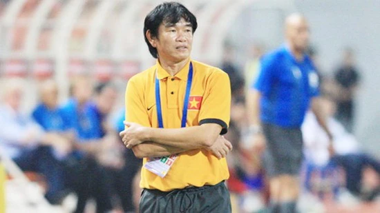 HLV Phan Thanh Hùng từ chức sau thất bại tại AFF Suzuki Cup