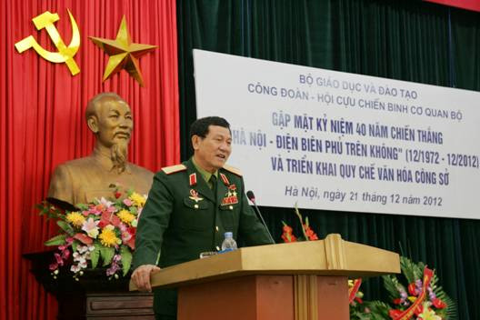 Anh hùng Phạm Tuân ôn lại những ngày khói lửa hào hùng 