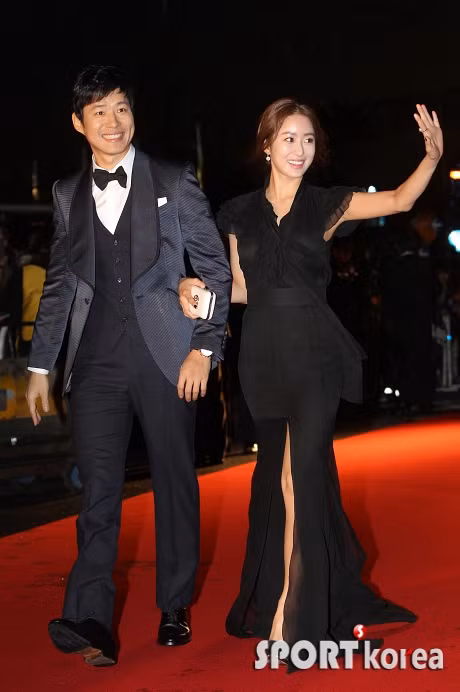 Sao Hàn khoe sắc tại lễ trao giải K-Drama Star Awards ảnh 8