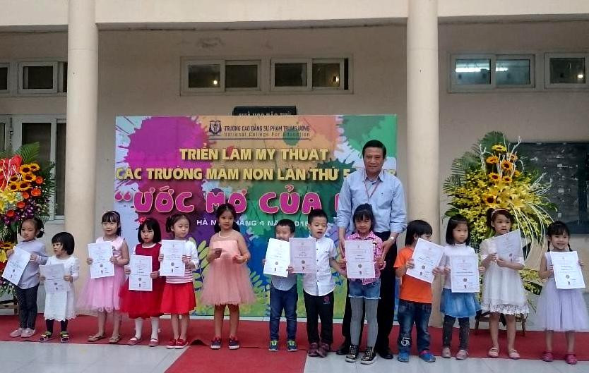 Trao giải Hội thi Mỹ thuật “ước mơ của bé“ ảnh 2 Trao giải Hội thi Mỹ thuật “ước mơ của bé“ ảnh 2