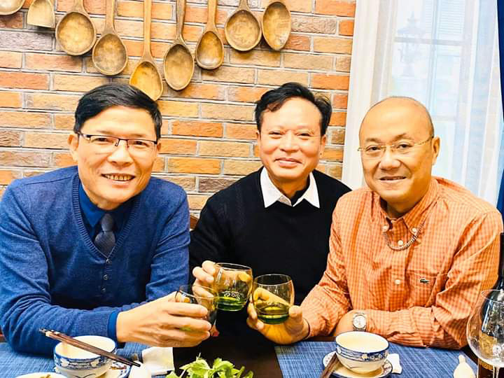 Nhà báo - thiếu tướng Phạm Hồng Thái: Lão nông cặm cụi trên cánh đồng chữ - Ảnh 2. Nhà báo - thiếu tướng Phạm Hồng Thái: Lão nông cặm cụi trên cánh đồng chữ - Ảnh 2.