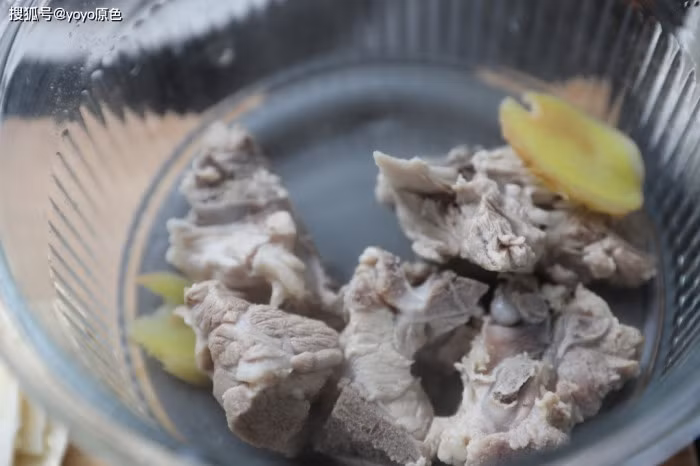 Nấu nước lẩu bằng cách này, nhúng gì cũng ngon, Tết vui sum họp - Ảnh 8.