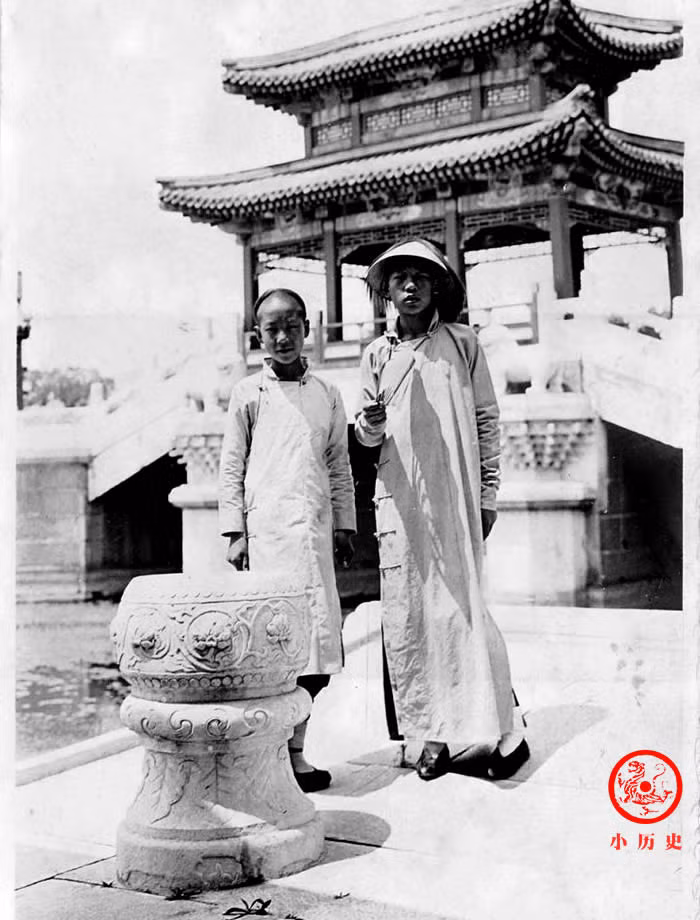 Cả đời tận tụy, thái giám Trung Quốc vẫn nhận cái kết hẩm hiu - Ảnh 2.