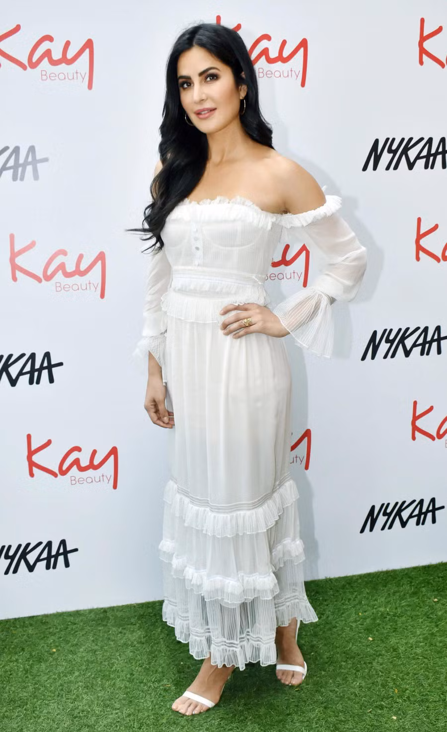 Loạt nghệ sĩ Ấn Độ xác nhận mắc Covid-19 - Ảnh 10.