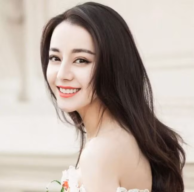 Có nên lấy người con gái có gò má cao tướng sát chồng? - Ảnh 1.