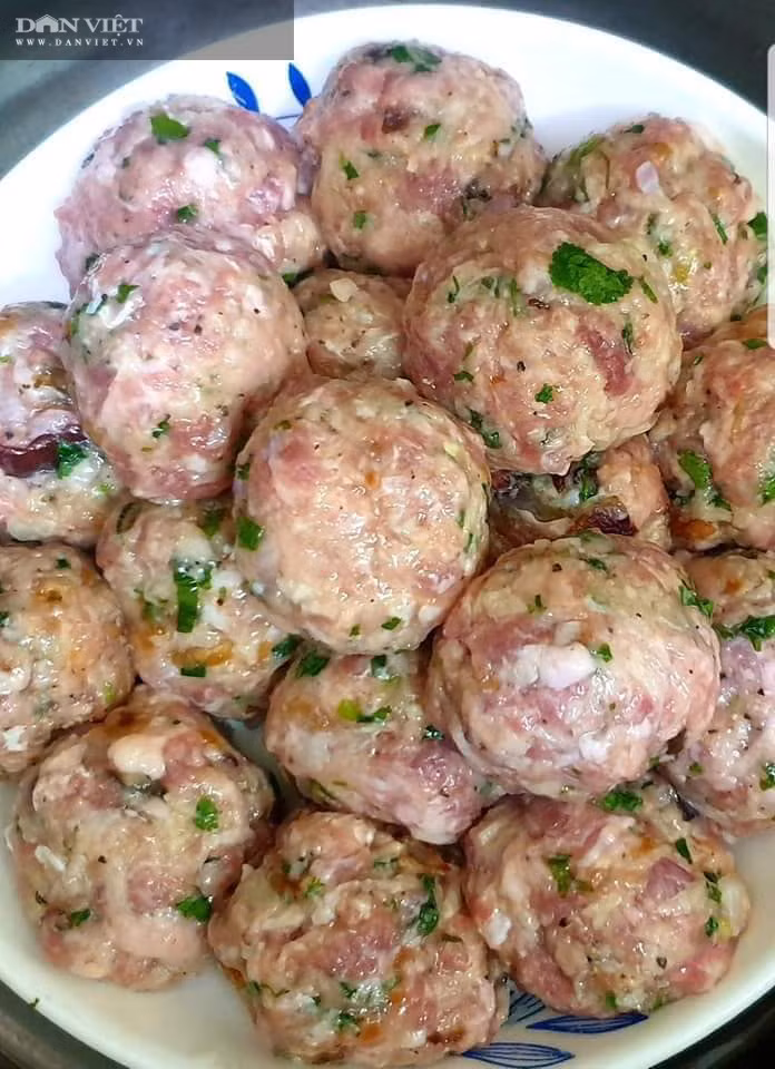 Mẹo nhỏ làm món xíu mại màu đẹp tự nhiên, dậy mùi thơm hấp dẫn - Ảnh 2. Mẹo nhỏ làm món xíu mại màu đẹp tự nhiên, dậy mùi thơm hấp dẫn - Ảnh 2.