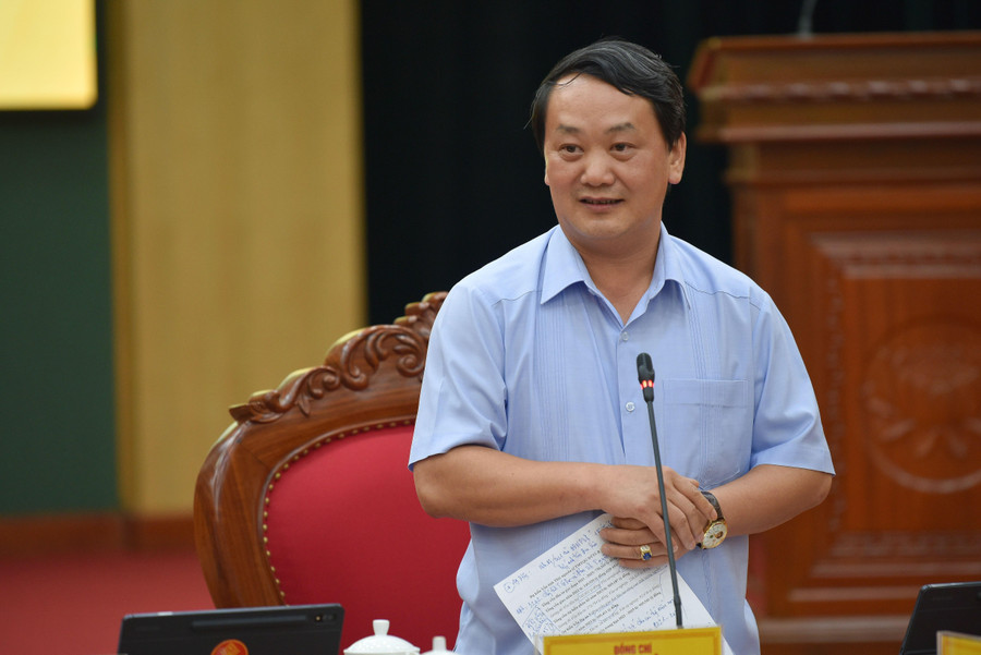 Bộ trưởng, Chủ nhiệm Ủy ban Dân tộc Hầu A Lềnh ấn tượng với những kết quả về giáo dục, đào tạo của tỉnh Thái Nguyên.