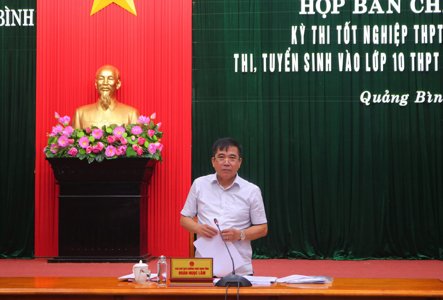 Ông Đoàn Ngọc Lâm, Phó Chủ tịch Thường trực UBND tỉnh Quảng Bình phát biểu chỉ đạo tại Hội nghị.