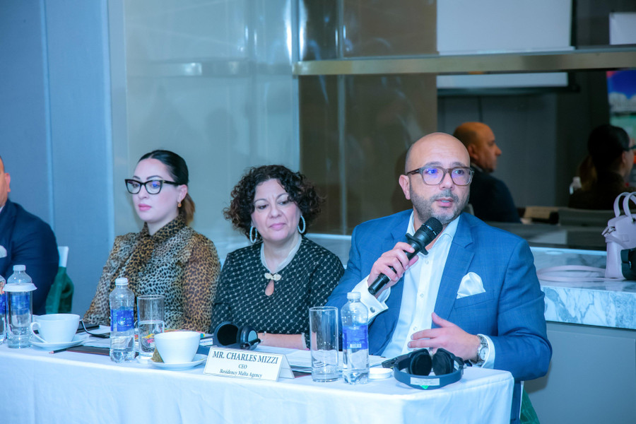 Ông Charles Mizzi - đại diện Chính phủ Malta - chia sẻ thông tin về Malta.