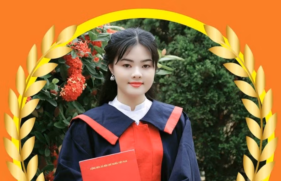 Em Phạm Thị Vân Anh nữ sinh đạt thủ khoa khối D01 trong Kỳ thi tốt nghiệp THPT năm 2023.