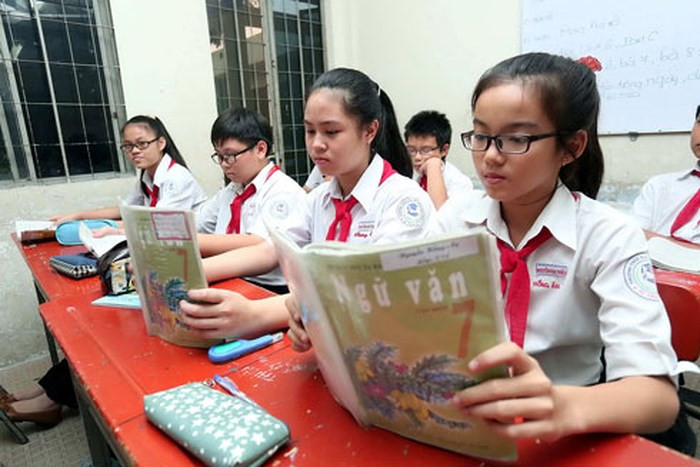 Ngữ văn sẽ là môn học bắt buộc ở bậc THCS Ngữ văn sẽ là môn học bắt buộc ở bậc THCS