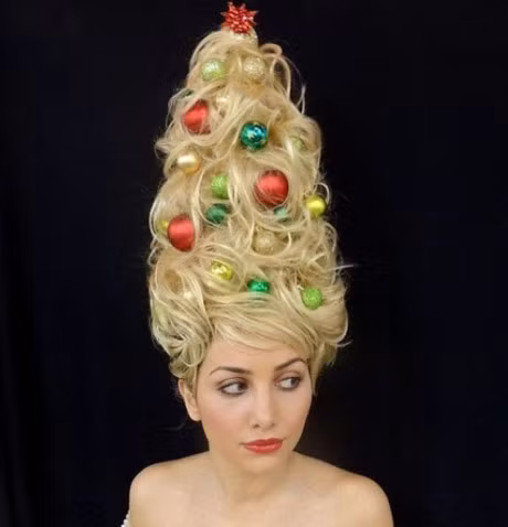 Thu vi va hai huoc voi kieu toc cay thong Noel - Anh 3