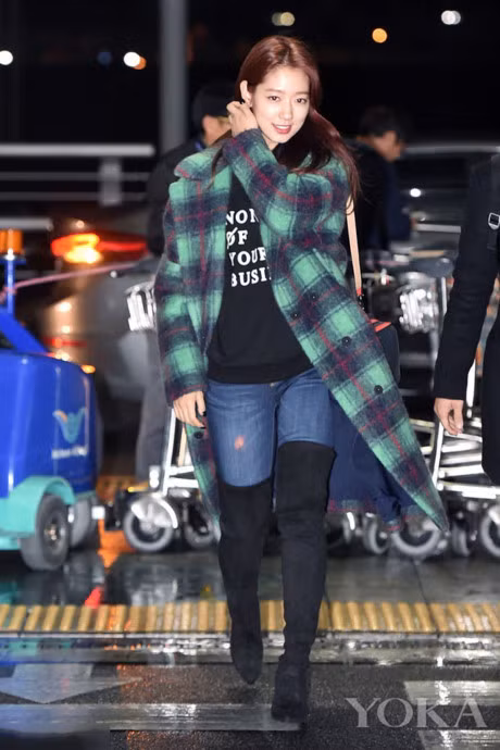 Hoa tiet ke caro chua bao gio het hot - Anh 5