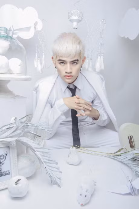 Sao Viet dua nhau tung anh moi ruc ro don Giang sinh - Anh 18