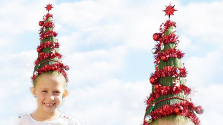 Thú vị và hài hước với kiểu tóc cây thông Noel - Ảnh 10 Thu vi va hai huoc voi kieu toc cay thong Noel - Anh 10