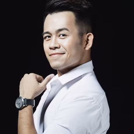 Nhung MC gan bo voi Chiec non ky dieu qua 15 nam - Anh 10