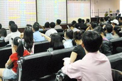 VN-Index đã về sát mốc 480 điểm. Ảnh: Internet