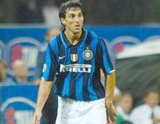 Chelsea muốn có Nicolas Burdisso