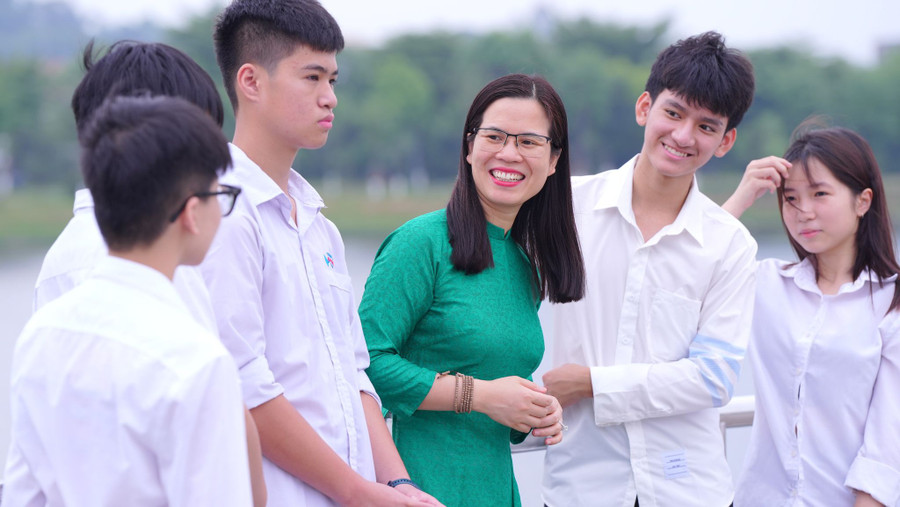 Cô Lanh khuyên cha mẹ nên cho con có thời gian thư giãn tinh thần để việc học đạt hiệu quả cao.