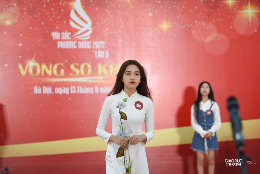 Chiều cùng ngày top 40 sẽ tiếp tục bước vào phần thi tiếp theo để chọn ra top 20.