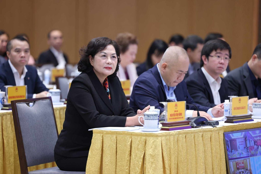 Thống đốc Ngân hàng Nhà nước Việt Nam Nguyễn Thị Hồng dự hội nghị. Ảnh: Dương Giang/TTXVN Thống đốc Ngân hàng Nhà nước Việt Nam Nguyễn Thị Hồng dự hội nghị. Ảnh: Dương Giang/TTXVN