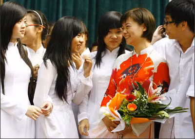 Nhà giáo được xếp vào các ngạch viên chức ngành GD&DT được hưởng phụ cấp thâm niên