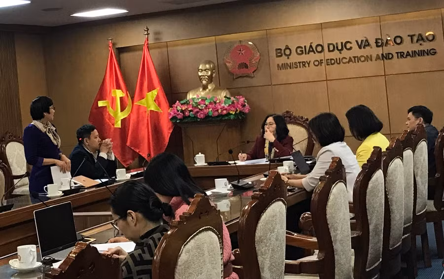 Đại diện Viện KHGDVN, đơn vị được giao xây dựng Chương trình GDMN mới phát biểu ý kiến.