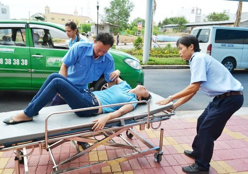Nhiều công nhân ở Đồng Nai bị ngộ độc do công ty bên cạnh làm rò rỉ khí amoniac vào cuối tháng 5 năm ngoái. Ảnh: nguoilaodong.