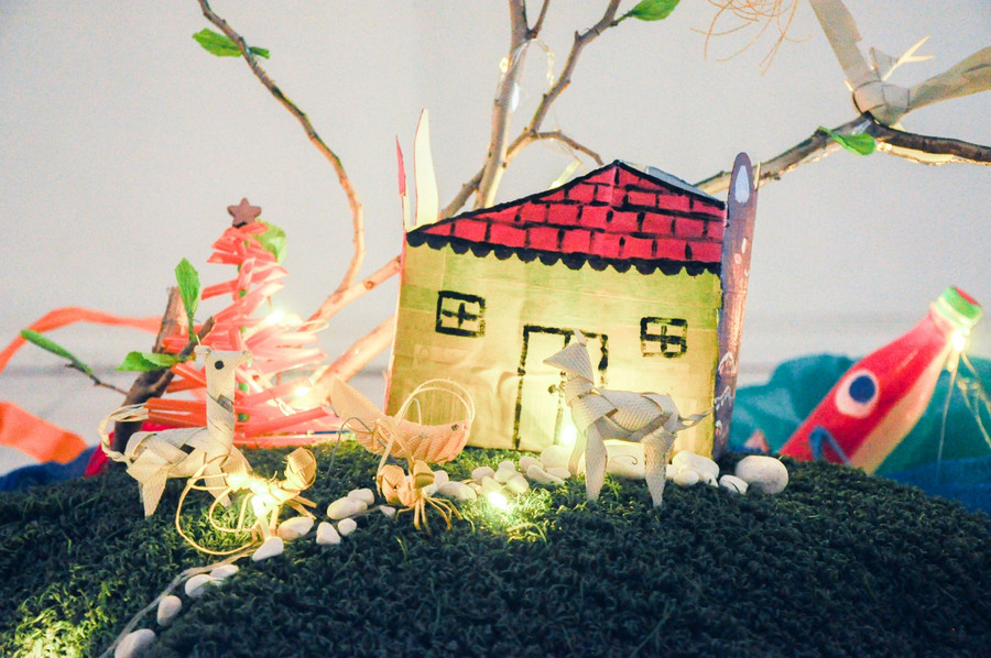 Các mô hình tạo thành những hình thù, con vật ngộ nghĩnh vô cùng thích hợp với các bạn nhỏ tuổi tới tham quan.