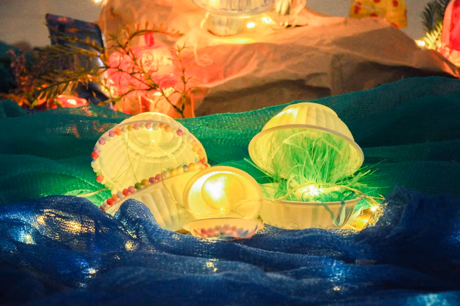 Độc đáo triển lãm “Sông kể chuyện nhựa” ảnh 8