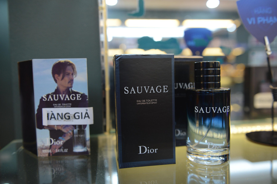 &quot; Tổng cục cũng ban hành kế hoạch cao điểm trước, trong và sau tết Nguyên Đán, tập trung vào các mặt hàng thiết yếu như: thức ăn, gia vị,… Tổng cục cũng xây dựng đề án có trang về hàng giả để người dân có thể truy cập nắm thông tin cũng như phản ánh về những hành vi vi phạm.&quot; Bà Ngọc cho biết thêm.