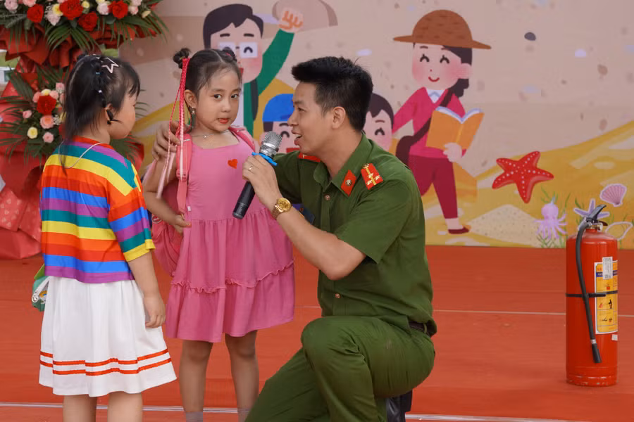 'Ngày hội chào hè 2024' niềm vui lớn với học sinh tại huyện Đông Anh