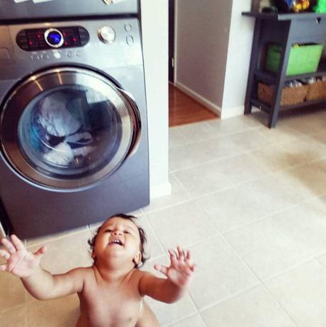 Nghin le mot ly do khoc loc, an va vo ly cua tre con - Anh 8