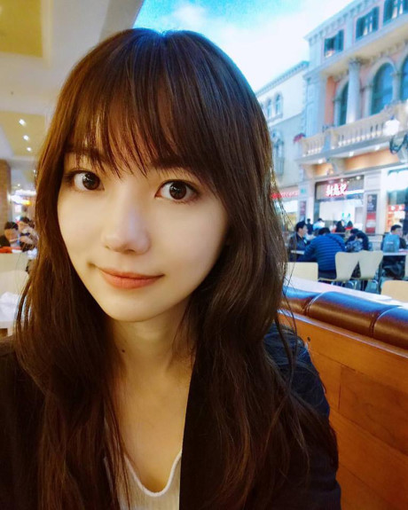 Vẻ đẹp thoát tục của nữ kỳ thủ cờ vây tài giỏi - Ảnh 4 Ve dep thoat tuc cua nu ky thu co vay tai gioi - Anh 4