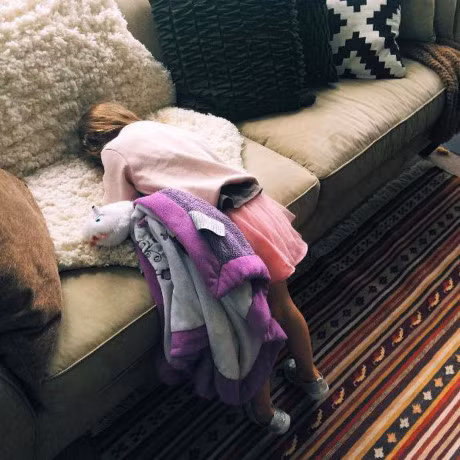 Nghin le mot ly do khoc loc, an va vo ly cua tre con - Anh 3