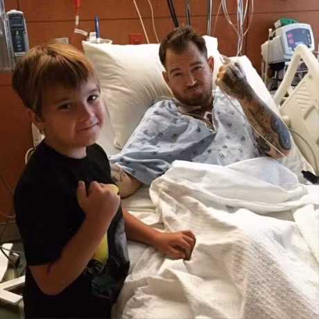 Cau be duoc che anh gay sot mot thoi va bien co cuoc doi sau khi noi tieng - Anh 5