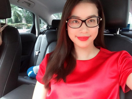 Ngày đầu năm, sao Việt khoe style gì khi ra phố? - Ảnh 3 Ngay dau nam, sao Viet khoe style gi khi ra pho? - Anh 3
