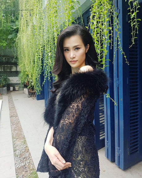 Ngày đầu năm, sao Việt khoe style gì khi ra phố? - Ảnh 8 Ngay dau nam, sao Viet khoe style gi khi ra pho? - Anh 8