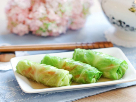 Bắp cải cuộn rau thập cẩm hấp chống ngán cho ngày lễ - Ảnh 9 Bap cai cuon rau thap cam hap chong ngan cho ngay le - Anh 9