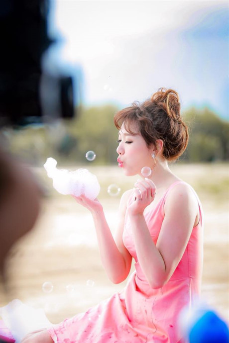 Chán để tóc mái thưa Hariwon lạ lẫm với tóc Chan de toc mai thua Hariwon la lam voi toc